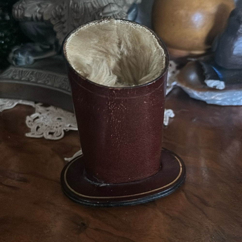 Vintage Burgundy Leather Glasses Holder